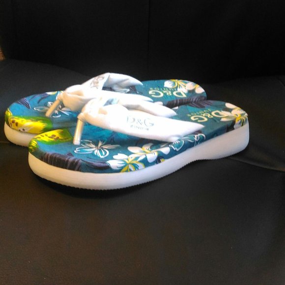 NEW Dolce and Gabanna Sandals Size 36 - Picture 2 of 5